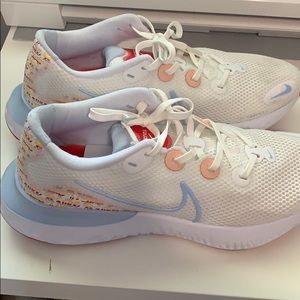 Nike Renew Run